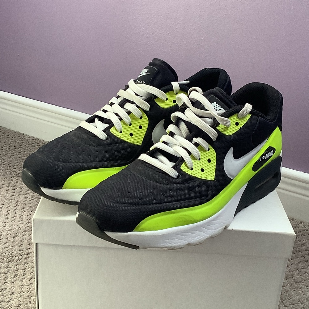 Nike Air Max Black and Lime Sneakers